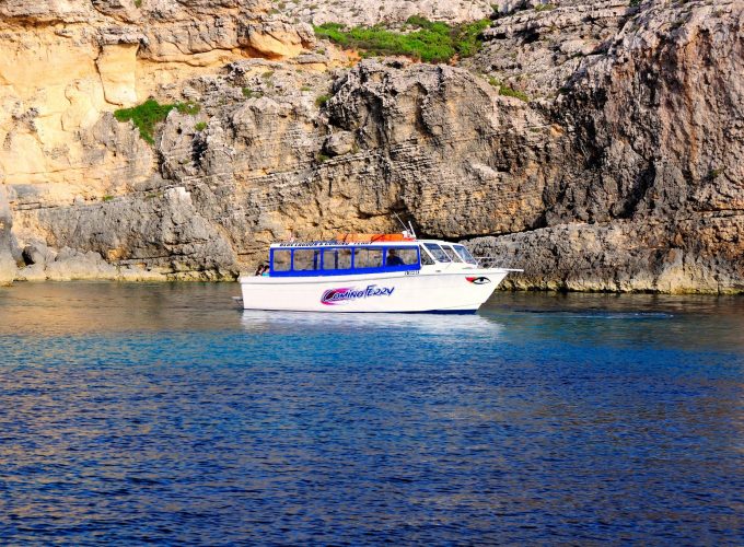 Comino Ferry from Gozo to Blue Lagoon (Round-Trip)