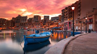 How to get from St Julian’s to Blue Lagoon (Comino)