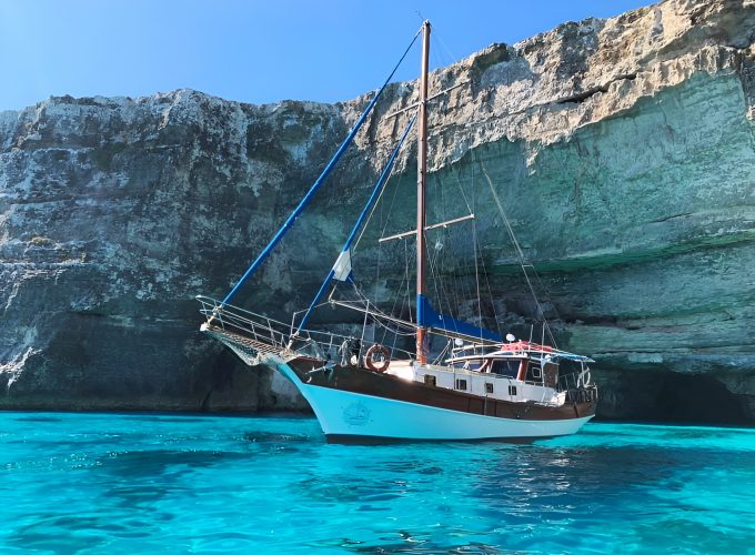 Sliema – 3 Bay Cruise to Comino, Blue Lagoon and Gozo