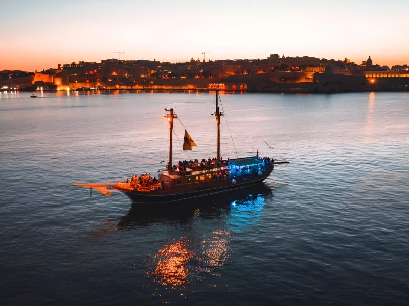 Sliema – Lazy Pirate Boat Party in Malta with Drinks and Food